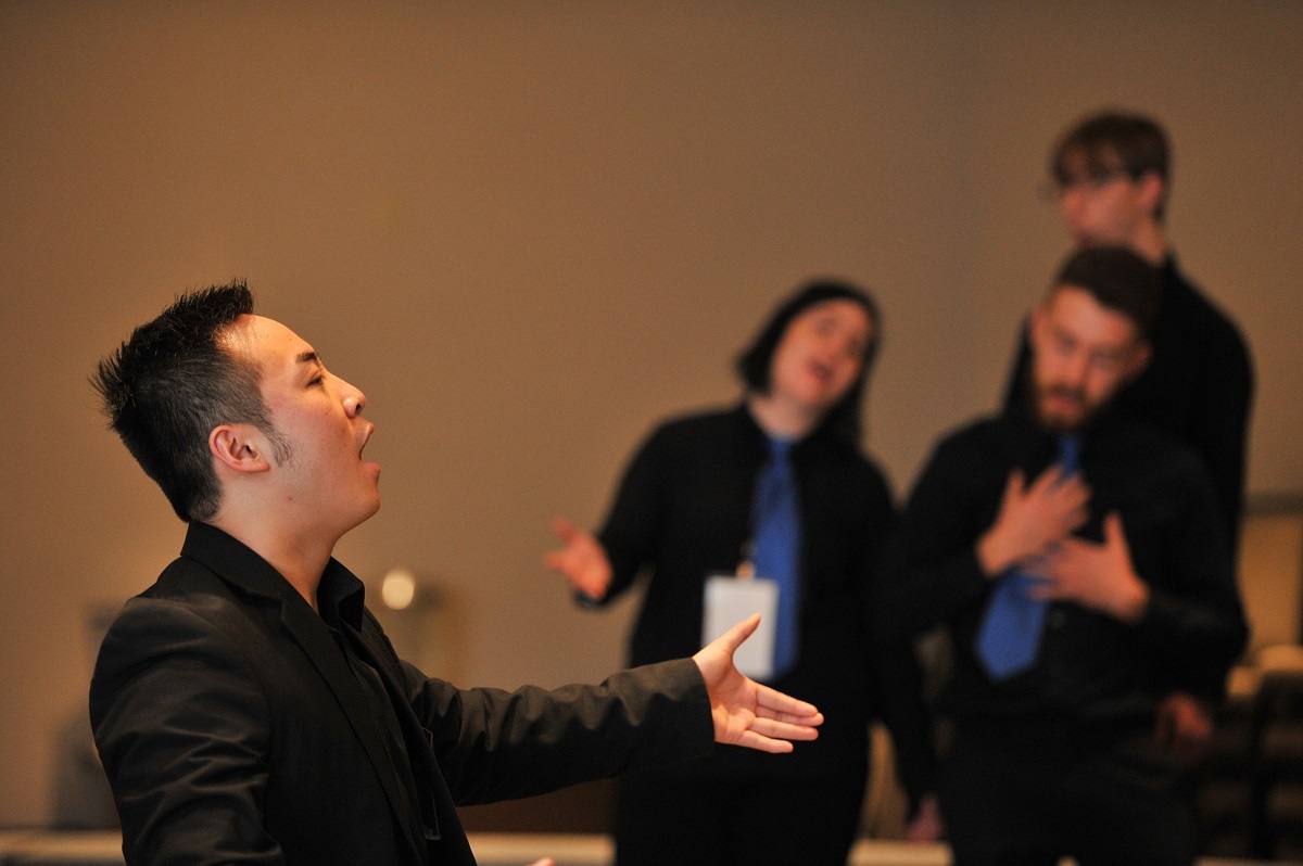 General Mixed Group Singing 2